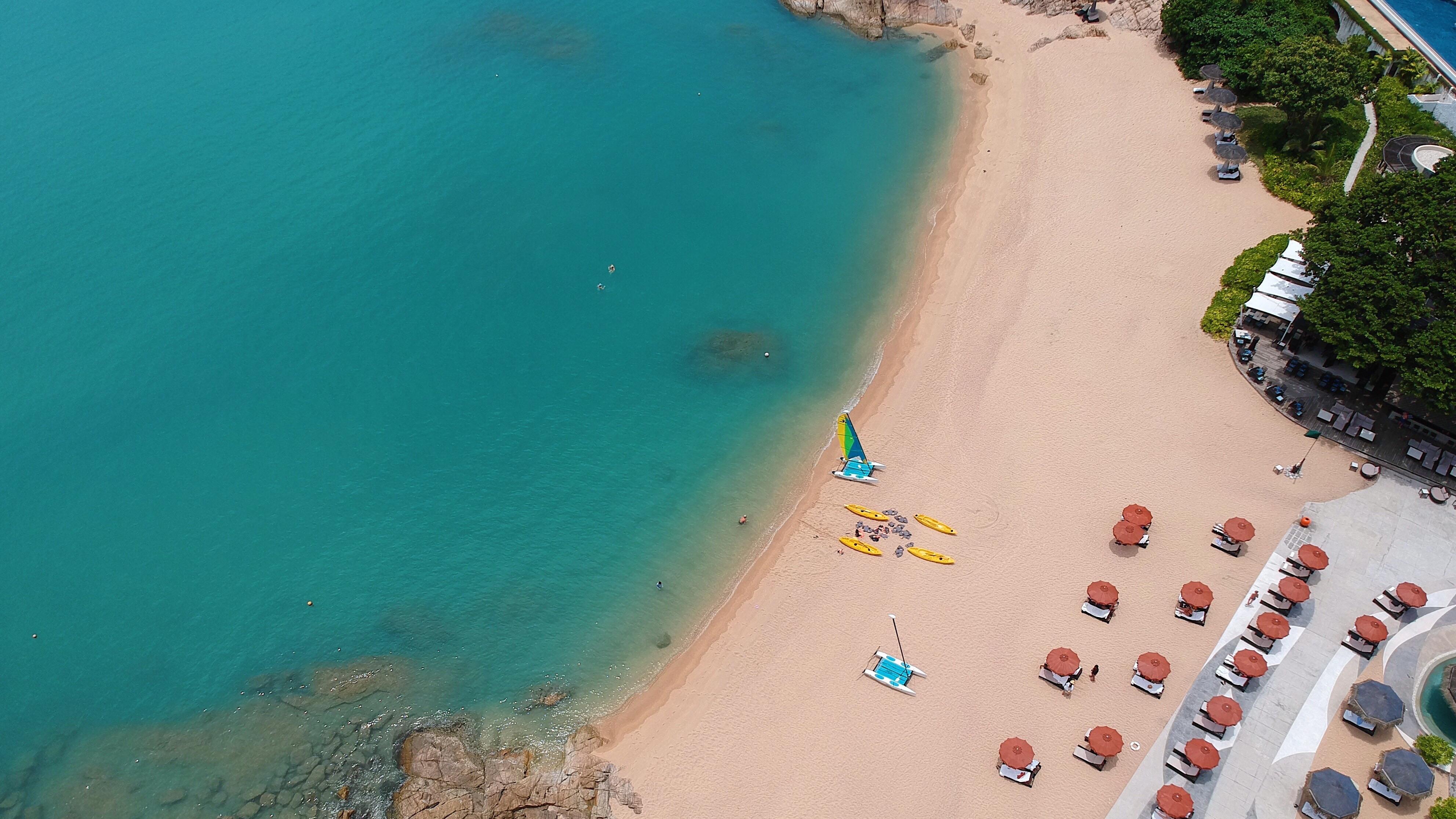 Garrya Tongsai Bay Samui Hotel Choeng Mon Exterior photo Aerial view of the beach
