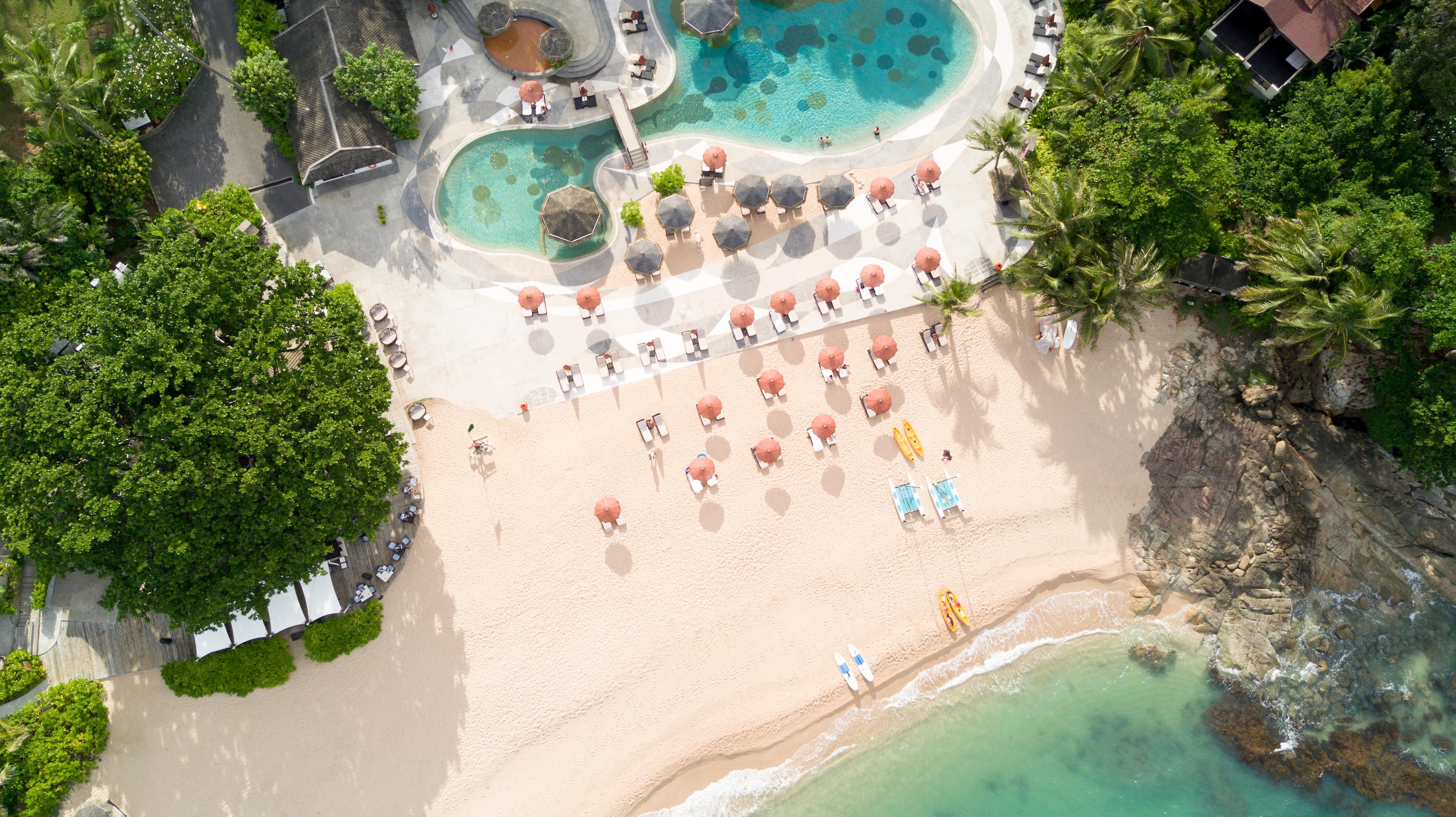 Garrya Tongsai Bay Samui Hotel Choeng Mon Exterior photo Aerial view of the beach