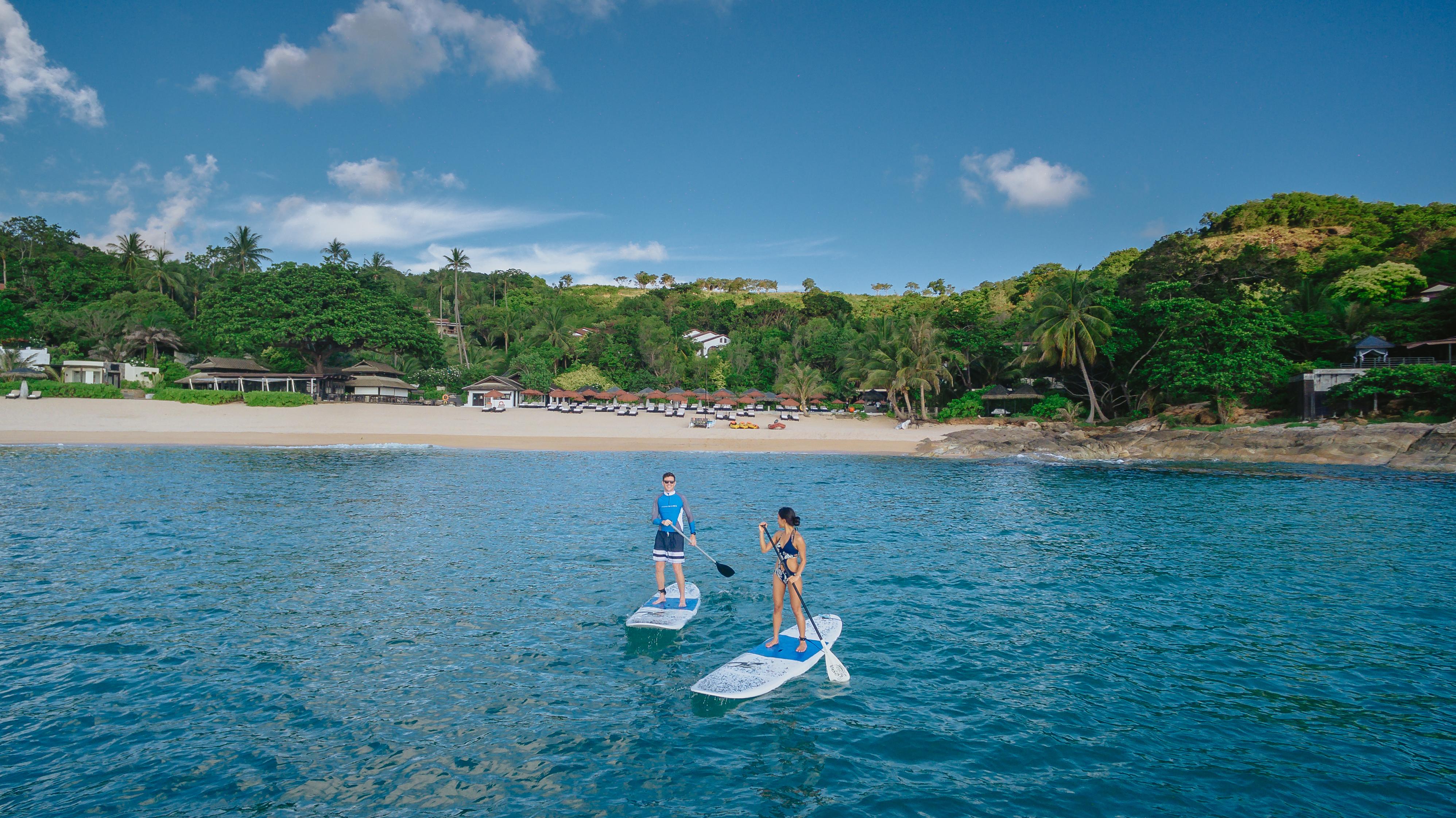 Garrya Tongsai Bay Samui Hotel Choeng Mon Exterior photo Stand Up Paddle Boarding at the beach